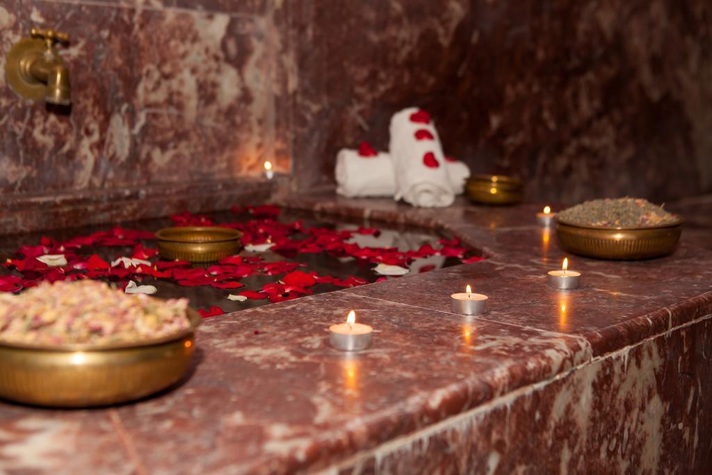 Kenzi Club Agdal Medina - All Inclusive Lahebichate Bagian luar foto A hammam in Istanbul