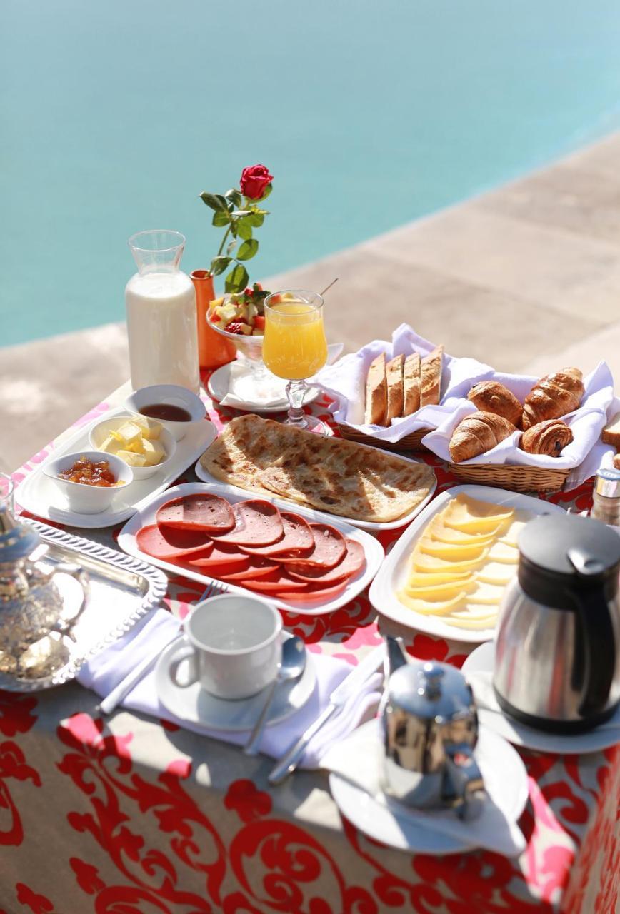 Kenzi Club Agdal Medina - All Inclusive Lahebichate Bagian luar foto A typical breakfast